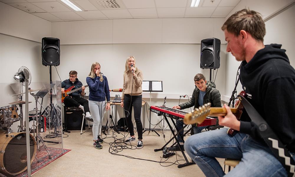 5c---Musikk,dans-og-drama.jpg