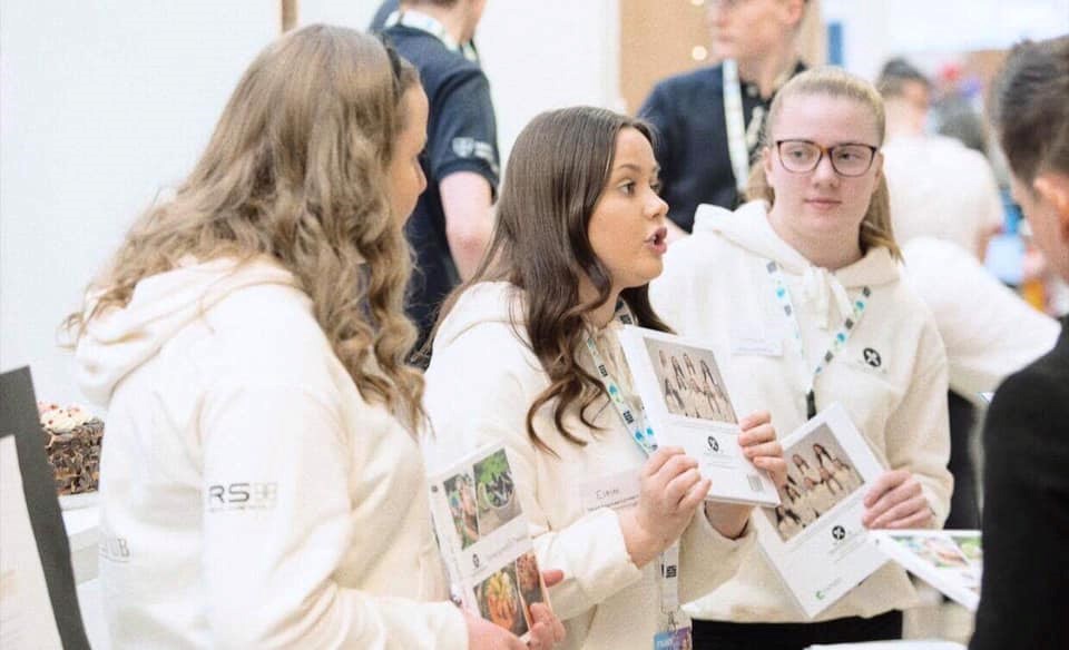 trøndersnadder på stand.jpg