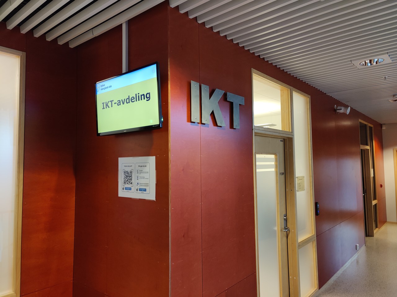 IKT-skilt.jpg
