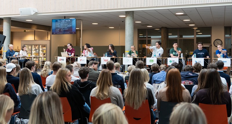 Skoledebatt-7.jpg