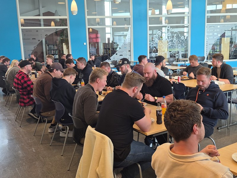 Mat i studentkantina.jpg