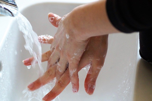 Vaske hender ivabalk pixabay.jpg