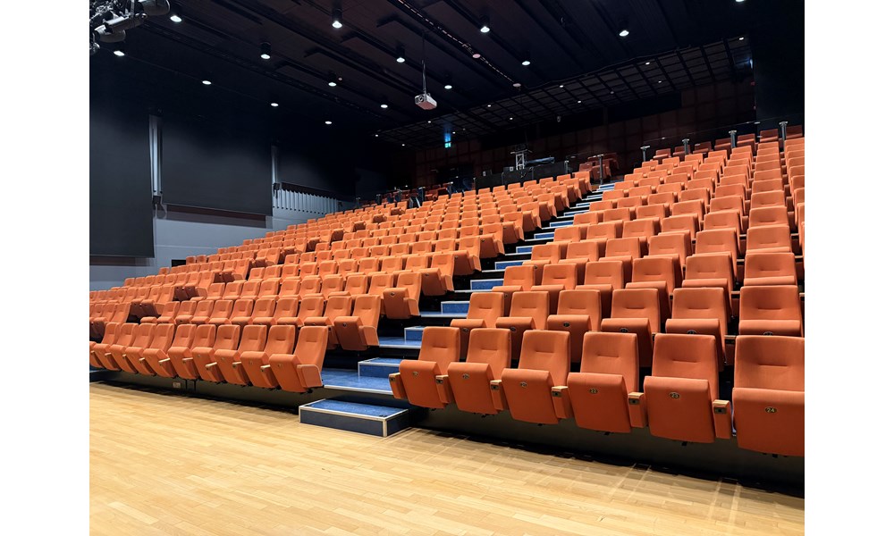 Dette bildet viser interiøret i en storkultursal.