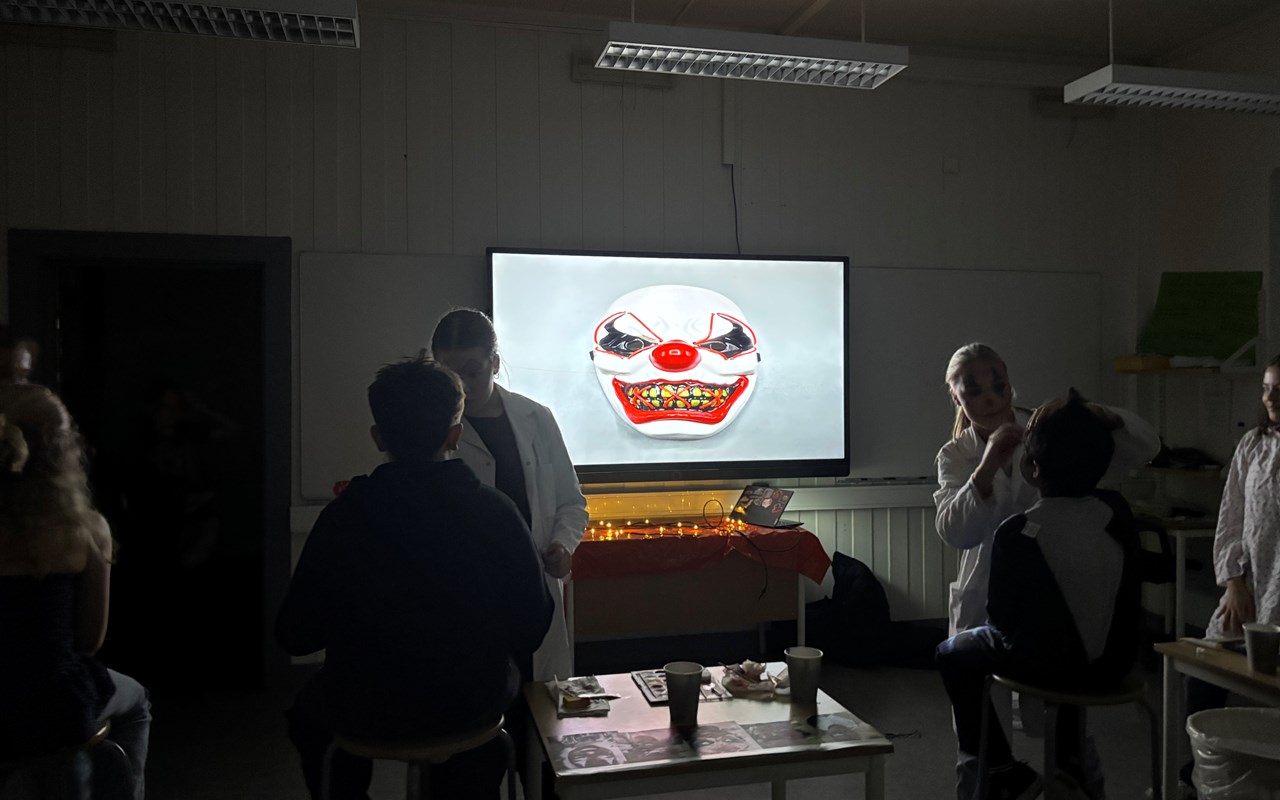 2025_10_23 - Halloween-feiring 7.jpeg