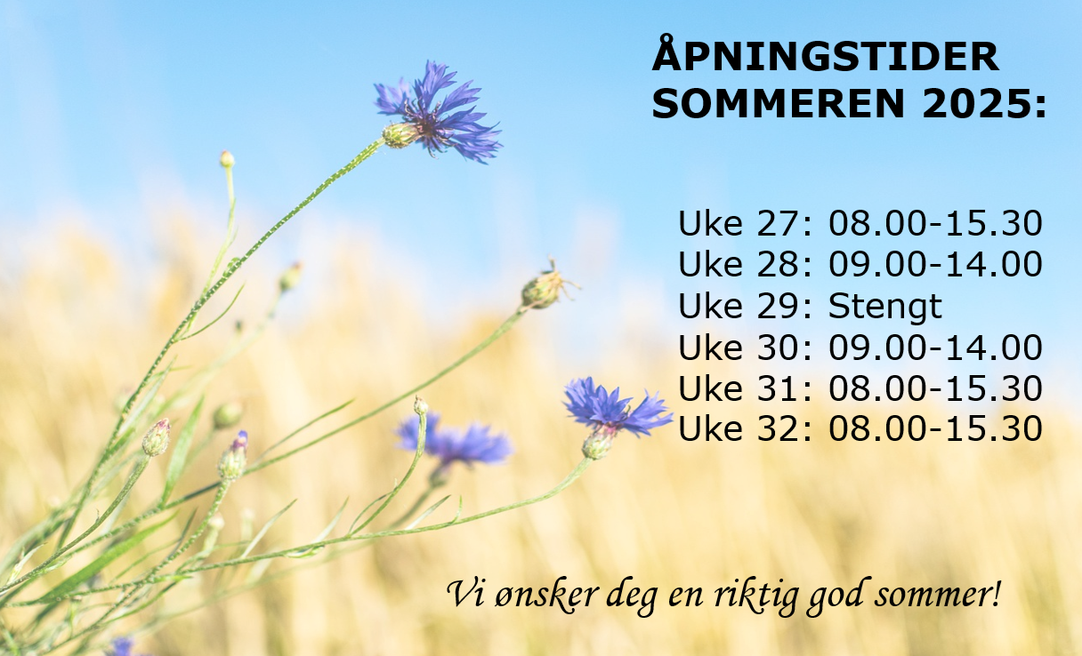 Bildet viser åpningstidene for sommeren 2025